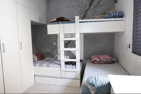 Quarto de casa à venda com 3 quartos, 270m² em Vila Cavaton, São Paulo