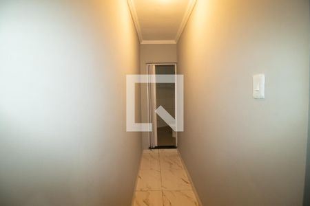 Corredor de casa para alugar com 2 quartos, 110m² em Jardim Brasil (zona Norte), São Paulo