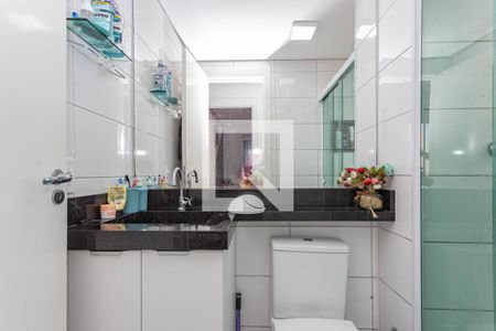 Banheiro de apartamento para alugar com 2 quartos, 45m² em Parque Bristol, São Paulo