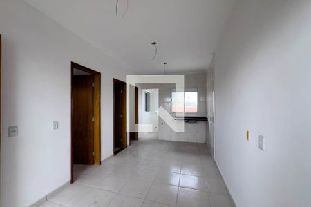 Sala e cozinha de apartamento à venda com 2 quartos, 39m² em Vila Aricanduva, São Paulo