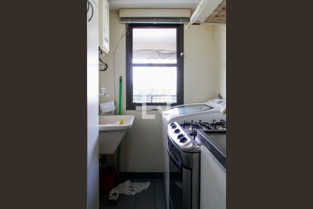 Sala/Cozinha/Área de Serviço de apartamento para alugar com 2 quartos, 94m² em Barra da Tijuca, Rio de Janeiro