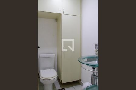 Lavabo de apartamento à venda com 2 quartos, 82m² em Barra da Tijuca, Rio de Janeiro