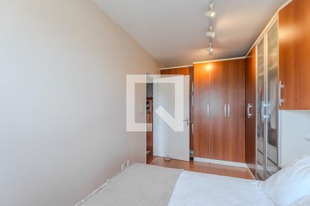 Quarto de apartamento à venda com 2 quartos, 76m² em Cristal, Porto Alegre