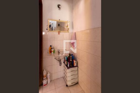 Banheiro de casa para alugar com 1 quarto, 69m² em Dom Bosco, Belo Horizonte