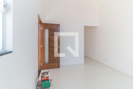 Sala de casa para alugar com 2 quartos, 150m² em Jardim Santos Dumont Iii, Mogi das Cruzes