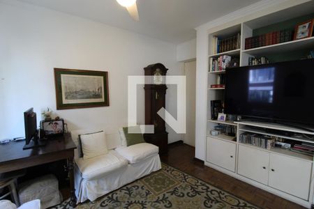 Sala de TV de apartamento à venda com 2 quartos, 137m² em Itaim Bibi, São Paulo