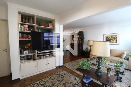 Sala de TV de apartamento à venda com 2 quartos, 137m² em Itaim Bibi, São Paulo