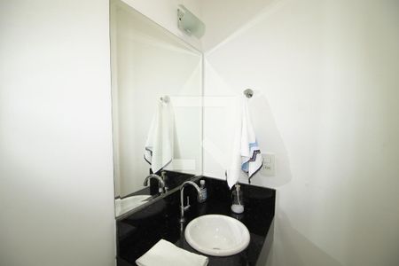 Banheiro de casa de condomínio à venda com 3 quartos, 172m² em Barro Branco (zona Norte), São Paulo