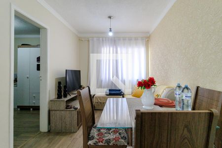 Sala de apartamento à venda com 3 quartos, 58m² em Parque Pinheiros, Taboão da Serra