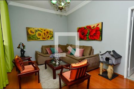 Sala de casa à venda com 3 quartos, 298m² em Sagrada Família, Belo Horizonte