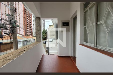 Varanda de casa à venda com 2 quartos, 198m² em Vila Assunção, Santo André