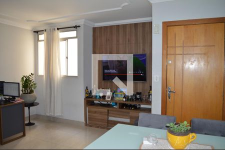 Sala de apartamento para alugar com 3 quartos, 66m² em Parque Turistas, Contagem