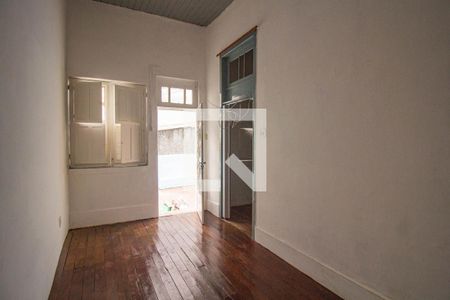 Sala de casa para alugar com 2 quartos, 60m² em São Francisco Xavier, Rio de Janeiro