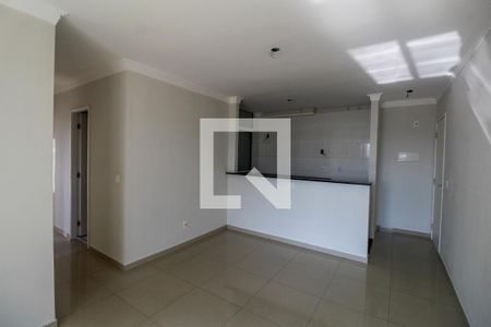 Sala/Cozinha de apartamento para alugar com 3 quartos, 77m² em Vila Paulo Silas, São Paulo