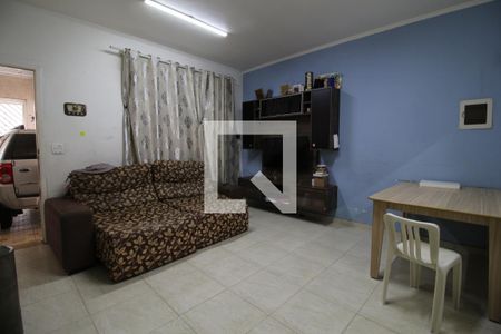 Sala de casa para alugar com 2 quartos, 70m² em Cidade Continental, São Paulo