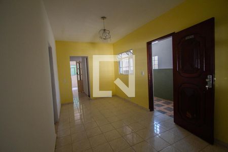 Sala  de casa para alugar com 2 quartos, 80m² em Conjunto Habitacional Aguia de Haia, São Paulo