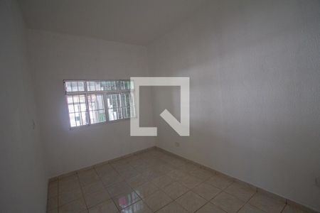 Quarto 1  de casa para alugar com 2 quartos, 80m² em Conjunto Habitacional Aguia de Haia, São Paulo