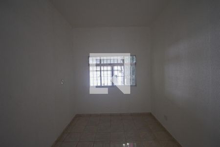 Quarto 1  de casa para alugar com 2 quartos, 80m² em Conjunto Habitacional Aguia de Haia, São Paulo