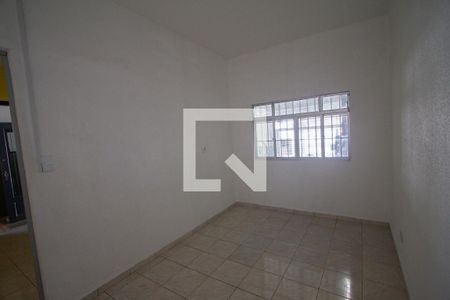 Quarto 1  de casa para alugar com 2 quartos, 80m² em Conjunto Habitacional Aguia de Haia, São Paulo