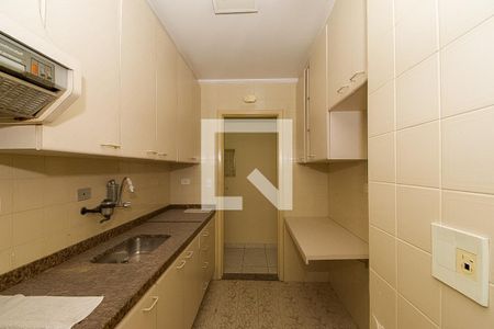 Cozinha de apartamento para alugar com 3 quartos, 58m² em Vila Alpina, São Paulo