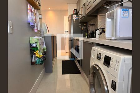 Cozinha e Área de Serviço de apartamento à venda com 2 quartos, 72m² em Barra Funda, São Paulo