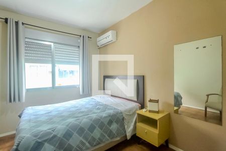 Quarto de apartamento à venda com 1 quarto, 50m² em Humaitá, Porto Alegre