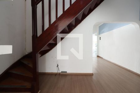 Sala  de casa para alugar com 2 quartos, 137m² em Vila Alpina, Santo André