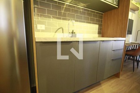 Cozinha de apartamento à venda com 1 quarto, 30m² em Indianópolis, São Paulo