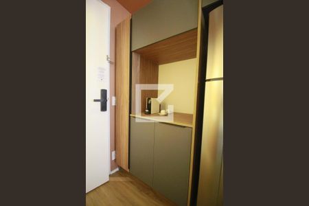 Cozinha de apartamento à venda com 1 quarto, 30m² em Indianópolis, São Paulo