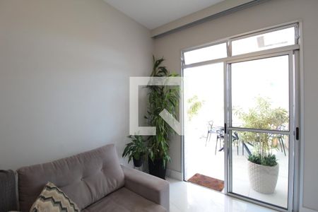 Sala de TV de apartamento à venda com 3 quartos, 190m² em Castelo, Belo Horizonte