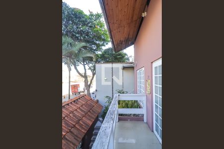 Sacada de casa à venda com 3 quartos, 240m² em Vila Vera, São Paulo