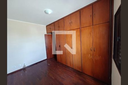 Casa à venda com 3 quartos, 160m² em Nova Gerti, São Caetano do Sul