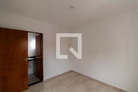 Suíte 1 de casa de condomínio à venda com 2 quartos, 70m² em Vila Granada, São Paulo