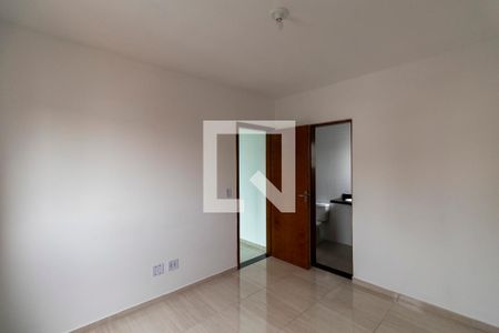 Suíte 1 de casa de condomínio à venda com 2 quartos, 70m² em Vila Granada, São Paulo