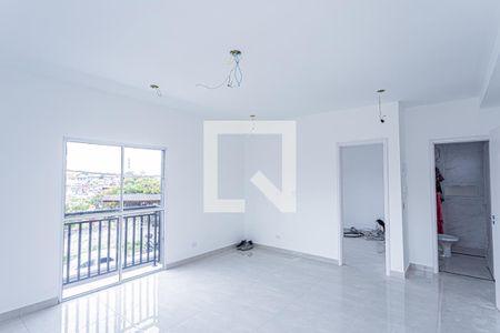 Sala, cozinha e área de serviço de apartamento para alugar com 2 quartos, 38m² em Vila Mangalot, São Paulo
