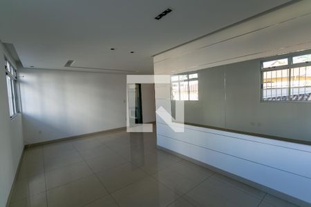 Sala de apartamento para alugar com 3 quartos, 90m² em Palmares, Belo Horizonte