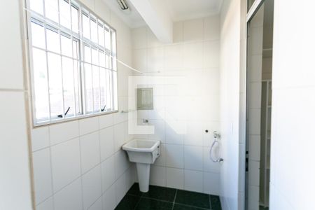 Área de Serviço de apartamento para alugar com 3 quartos, 90m² em Palmares, Belo Horizonte