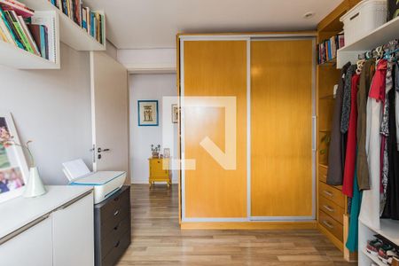 Dormitório de apartamento para alugar com 2 quartos, 72m² em Auxiliadora, Porto Alegre