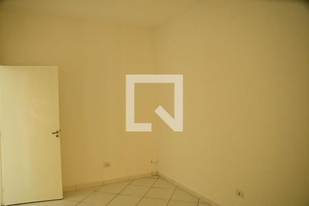 Quarto de apartamento para alugar com 2 quartos, 40m² em Parque Alexandre, Cotia