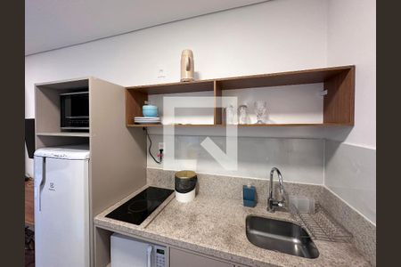 Cozinha de kitnet/studio à venda com 0 quarto, 24m² em Campo Belo, São Paulo