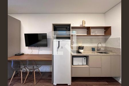 Cozinha de kitnet/studio à venda com 0 quarto, 24m² em Campo Belo, São Paulo