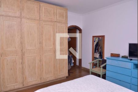 Quarto  de casa à venda com 3 quartos, 270m² em Vila Guaraciaba, Santo André