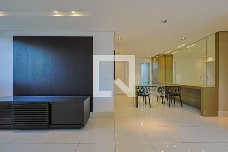 Sala de apartamento à venda com 3 quartos, 120m² em Savassi, Belo Horizonte