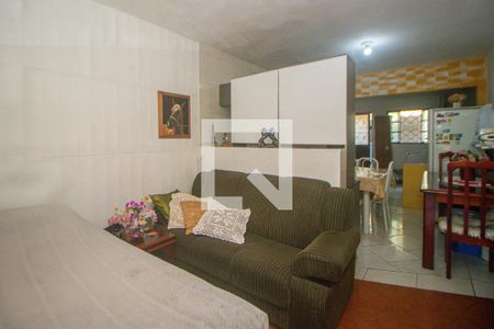 Sala de casa à venda com 2 quartos, 90m² em Jardim Floresta, Porto Alegre