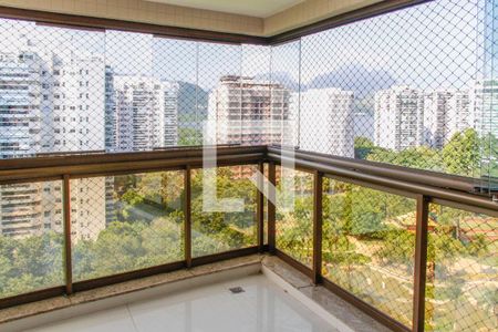 Varanda de apartamento para alugar com 3 quartos, 150m² em Barra da Tijuca, Rio de Janeiro