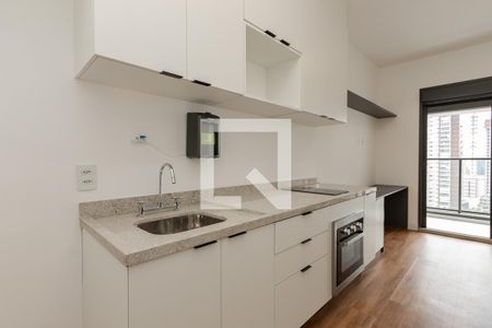 Cozinha de kitnet/studio para alugar com 1 quarto, 25m² em Jardim das Acácias, São Paulo