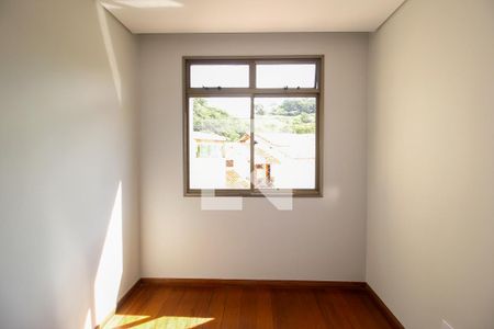 Quarto 1 de apartamento à venda com 4 quartos, 240m² em Palmares, Belo Horizonte