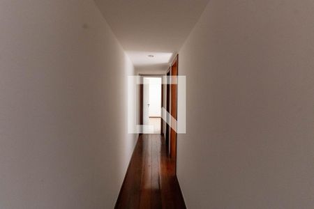 Corredor  de apartamento à venda com 2 quartos, 90m² em Icaraí, Niterói