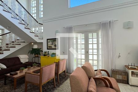 Casa de condomínio à venda com 500m², 4 quartos e 4 vagasSala
