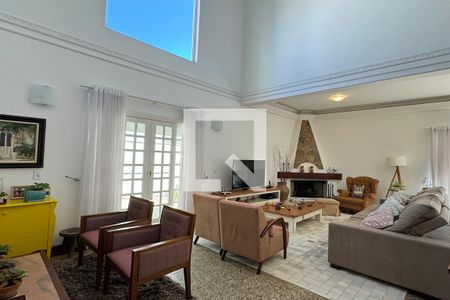 Sala de casa de condomínio à venda com 4 quartos, 500m² em Alphaville, Santana de Parnaíba